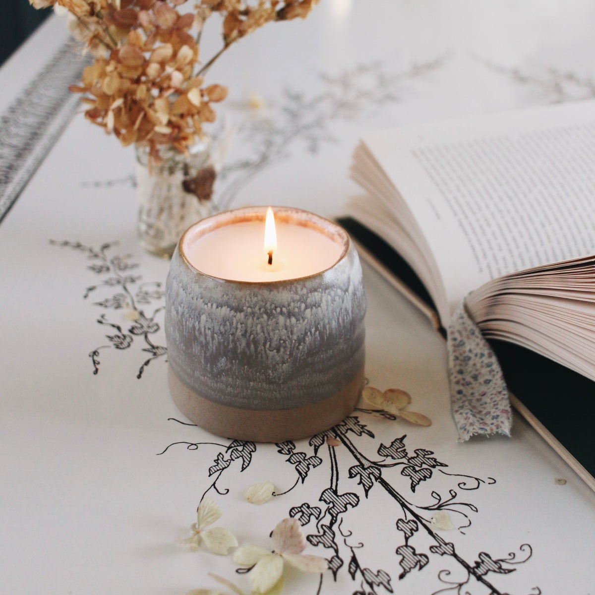 The hotsell growing candle